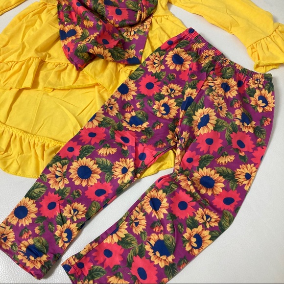 Boutique flower 🌺 Cute tunic scarf pant set - Picture 4 of 6